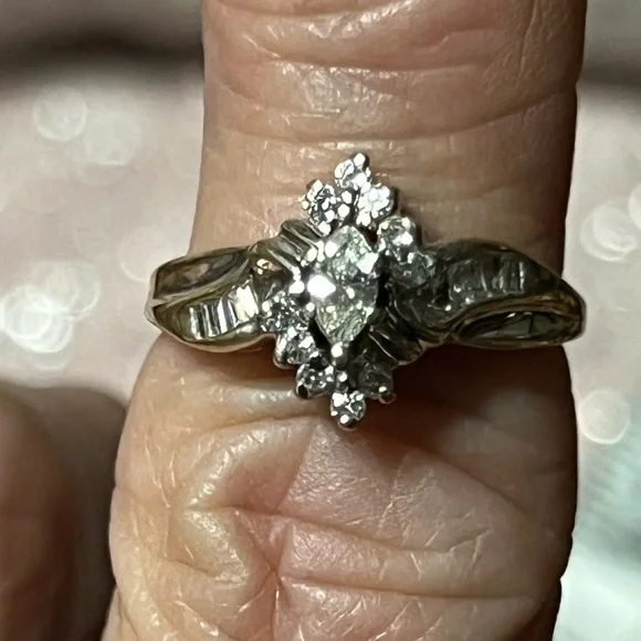 SALE!! 14k Solid yellow gold and naturall diamond ring - Picture 7 of 14